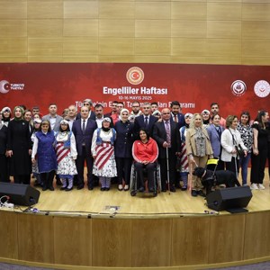 Aile ve Sosyal Hizmetler Bakanımız Göktaş, TBMM'de "Türkiye'nin Engel Tanımayanları Programı"na katıldı - fotoğraf 3