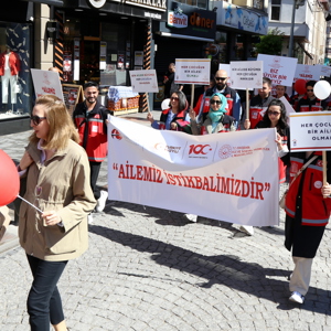 Ailemiz Geleceğimiz Yürüyüşü - fotoğraf 3