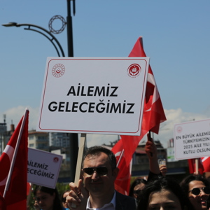Samsun’da “Ailemiz Geleceğimiz” Temalı Yürüyüş Büyük İlgi Gördü - fotoğraf 12