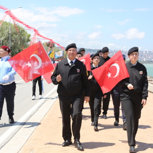 Samsun’da “Ailemiz Geleceğimiz” Temalı Yürüyüş Büyük İlgi Gördü - fotoğraf 8