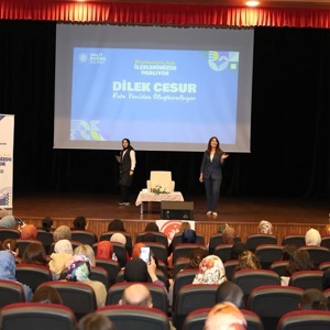 “Rota Yeniden Oluşturuluyor” Söyleşisiyle Dilek Cesur Vezirköprü ve Terme'de Ailelerle Buluştu - fotoğraf 3