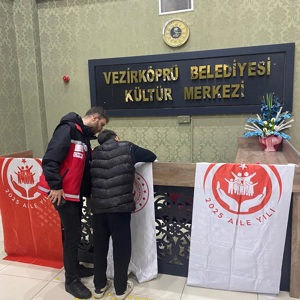 “Rota Yeniden Oluşturuluyor” Söyleşisiyle Dilek Cesur Vezirköprü ve Terme'de Ailelerle Buluştu - fotoğraf 4