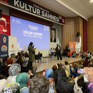 “Rota Yeniden Oluşturuluyor” Söyleşisiyle Dilek Cesur Vezirköprü ve Terme'de Ailelerle Buluştu - fotoğraf 8