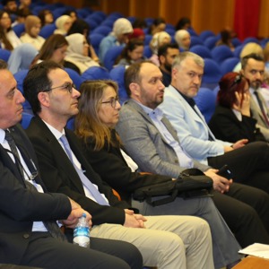 OMÜ’de “Engelliler ve Hak Temelli Yaklaşım” Programı Düzenlendi - fotoğraf 3