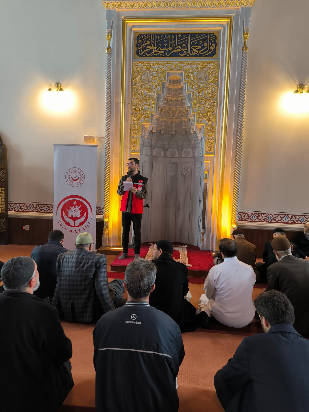 Sosyal Hizmet Merkezlerimiz tarafından ilimiz genelindeki camilerde cuma namazı öncesi koruyucu ve önceliyici hizmetlerimiz kapsamında farkındalık eğitimlerimiz devam ediyor.