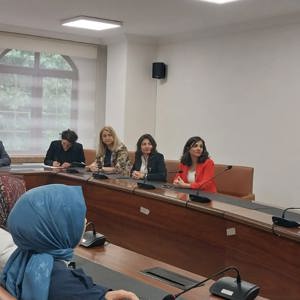 Aile Yılında Evlenecek Gençlerin Desteklenmesi Projesi kapsamında” Evlilik Öncesi Eğitim” düzenlendi. - fotoğraf 3