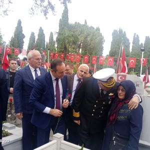 19 Mayıs Gençlik ve Spor Bayramı Etkinlikleri Kapsamında  Şehitlik Ziyareti Gerçekleştirildi - fotoğraf 7