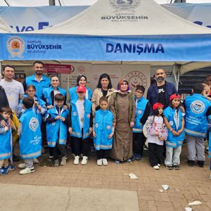 Samsun’da Çocuklar İçin Renkli ve Bilgilendirici Bir Gün: Çocuk Maratonu ve Festivali’nde İl Müdürlüğü Standı Yoğun İlgi Gördü - fotoğraf 3