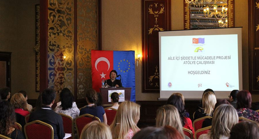 Aile İçi Şiddetle Mücadele Projesi Atölye Çalışması