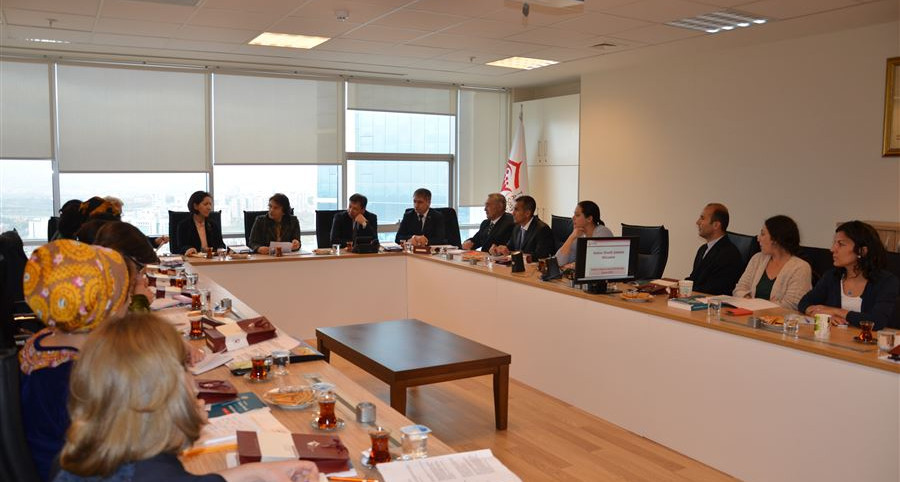 Türkmenistan Heyeti'nin Kadının Satatüsü Genel Müdürlüğü Ziyareti