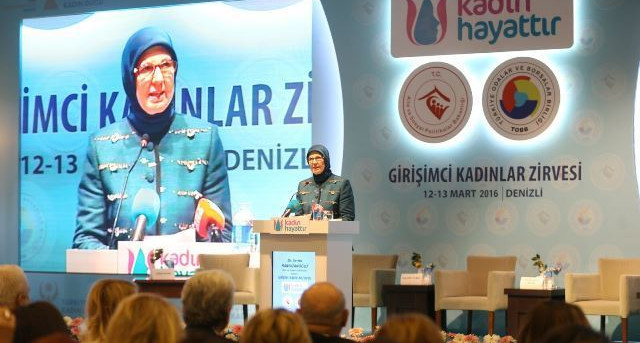 "Kadın olmadan yeni bir medeniyet inşa etmek mümkün değildir"