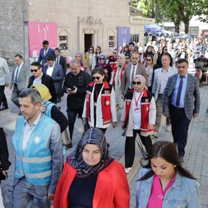 Büyük Aile Yürüyüşümüz Yoğun Katılımla Gerçekleştirildi - fotoğraf 3