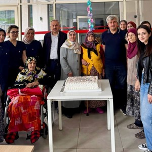 Huzurevimizde Anneler Günü Etkinliği - fotoğraf 1