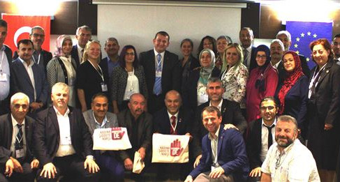 Aile  İçi  Şiddetle  Mücadele  Projesi  kapsamında, İstanbul Muhtarları Bilgilendirme ve Farkındalık Artırma Toplantısı 12 Ekim 2016 tarihinde gerçekleştirildi.