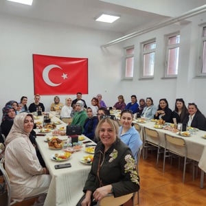 Annelik bir çocuğu karnında taşımak değildir - fotoğraf 1