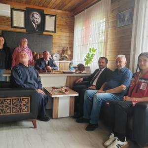 İl müdürümüz Nevşehir Görmeyenler Kültür ve Birleşme Derneğini ziyaret etti - fotoğraf 1