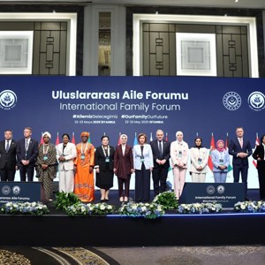 Uluslararası Aile Forumu Bakanımız Göktaş'ın açılış konuşmasıyla başladı - fotoğraf 1