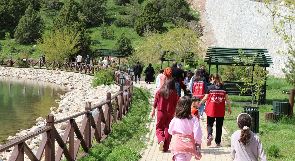 Aile Yılında Anne Baba ve Çocuklarımızla Dijital Detoks Kampı