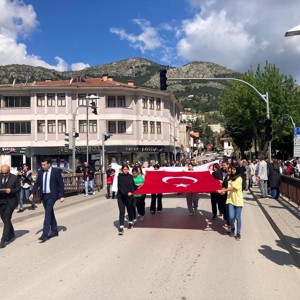 Aile Yılı ve Uluslararası Aile Haftası Kapsamında düzenlenen yürüyüş etkinliğinde ailelerimizle bir araya geldik. - fotoğraf 5