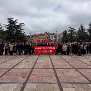 ‘En Büyük Ailemiz Türkiye’miz ve Ailemiz Geleceğimiz‘ Temalı Kortej Yürüyüşü Düzenlendi - fotoğraf 17