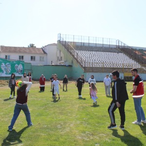 Ünye Stadı’nda Renkli ve Neşeli Bir Gün, Aileler ve Çocuklar Sporla Kaynaştı - fotoğraf 5
