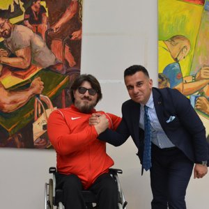 “Engelleri Aşmak” Resim Sergisi - fotoğraf 1