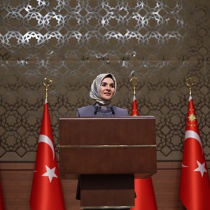 Aile ve Sosyal Hizmetler Bakanlığı ile Kamu Görevlileri Etik Kurulu arasında "Etik Eğitimi ve Etik Eğiticisi Yetiştirilmesi İşbirliği Protokolü" imzalandı - fotoğraf 3