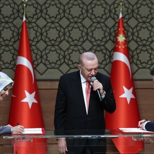Aile ve Sosyal Hizmetler Bakanlığı ile Kamu Görevlileri Etik Kurulu arasında "Etik Eğitimi ve Etik Eğiticisi Yetiştirilmesi İşbirliği Protokolü" imzalandı - fotoğraf 2