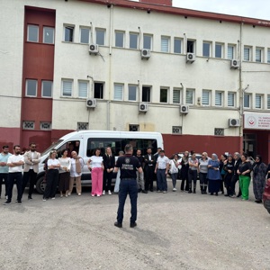 İl Müdürlüğü Personeline Yönelik Yangın Tatbikatı Eğitimi Gerçekleştirildi - fotoğraf 10