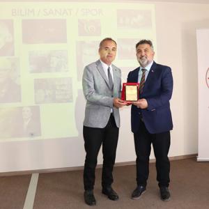 Çocuğun Yeteneğinin Keşif Sürecinde Ailenin Önemi Konulu Seminer Gerçekleştirildi - fotoğraf 1