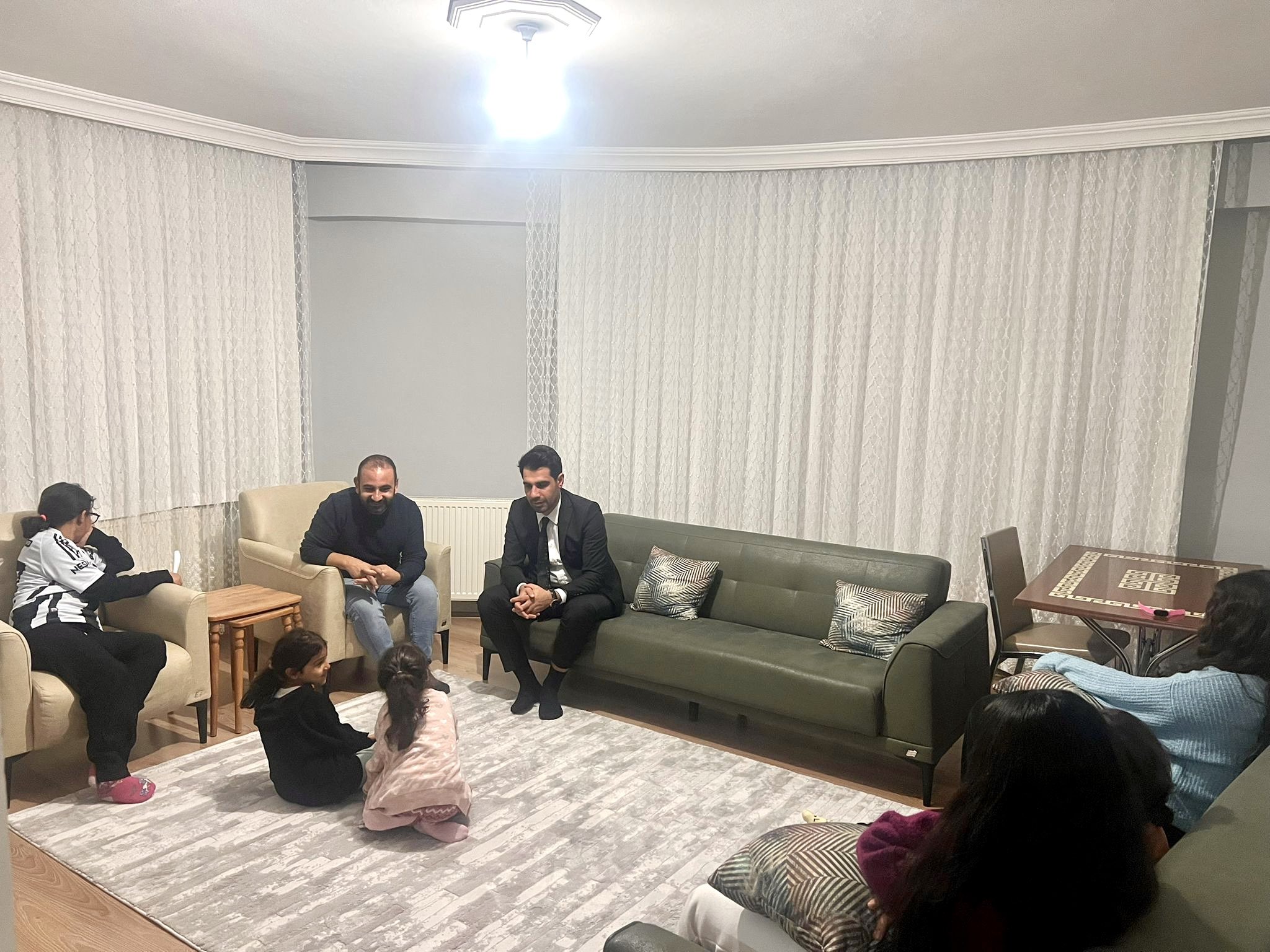 İl Müdürümüz Hüseyin Okan, Çocuk Evleri’ni ziyarette bulunarak, gerekli rehberlik ve değerlendirmelerde bulunmuştur.