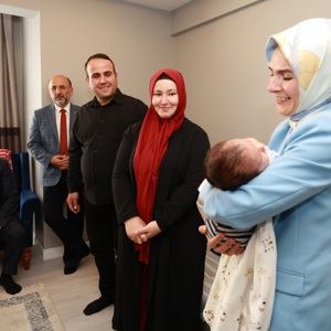 Bakan Göktaş, Samsun'da Aile Yılı Kapsamında Bir Dizi Ziyaret Gerçekleştirdi - fotoğraf 6