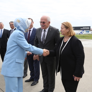 Bakan Göktaş, Samsun'da Aile Yılı Kapsamında Bir Dizi Ziyaret Gerçekleştirdi - fotoğraf 3