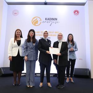 Aile ve Sosyal Hizmetler Bakanımız Göktaş, "Kadınlar İçin Enerji Okulu" kapanış programına katıldı - fotoğraf 4