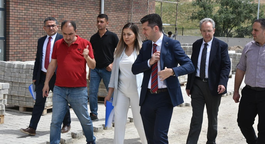 Bakanlığımız Strateji Geliştirme Başkanı Sayın Mahmut ASLAN, çeşitli incelemelerde bulunmak üzere ilimizi ziyaret etti.