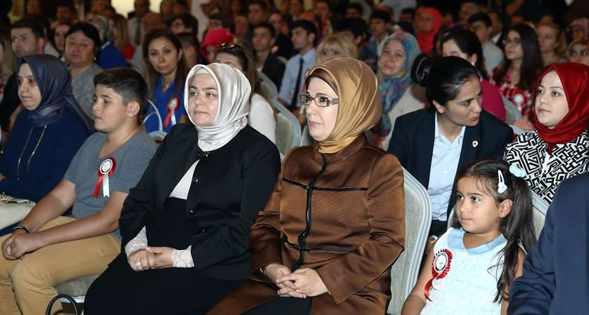 Yalnız Değilsiniz/Türkiye'nin En Büyük Ailesi Projesi gerçekleştirilmiştir.