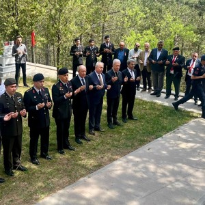 Aziz Şehidimiz Teğmen Cemal Tepeli’nin Şehadet Yıldönümünde Anma Programı Düzenlendi - fotoğraf 3