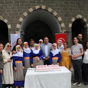 Özel Gereksinimli Bireylerimiz İle Koro, Şiir ve Folklor Etkinliğimizi Gerçekleştirdik. - fotoğraf 7