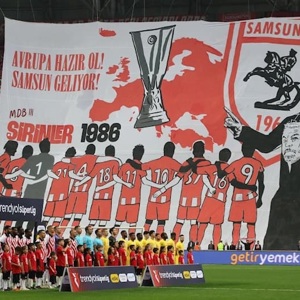 Samsunspor’un Avrupa Yolculuğuna Destek: Çocuklarımızla Tribünde Coşkulu Anlar   - fotoğraf 1