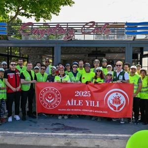 12.ncisi Düzenlenen Bisiklet Turu, Ailelerle Sağlıklı Geleceğe Pedal Çevirdi - fotoğraf 1