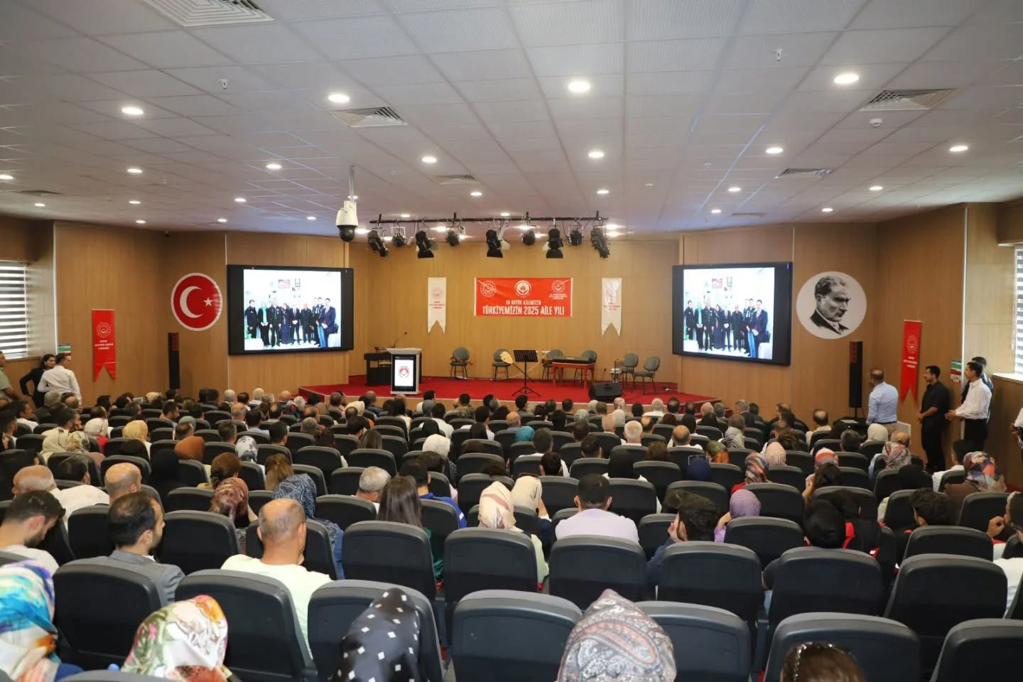 Ailenin Korunması ve Güçlendirilmesi İl Eylem Planı Çalıştayı'nı Gerçekleştirdik - fotoğraf 6