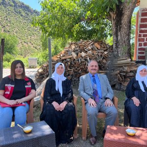 İl Müdürümüz Salih KAYA Uludere İlçesindeki Şehit aileleri ve Gazileri Ziyaret etti - fotoğraf 5