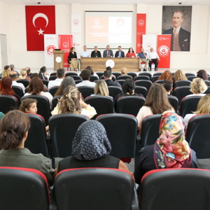 Aile ve Sosyal Hizmetler İl Müdürlüğü'nde Bayramlaşma - fotoğraf 2
