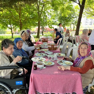 Bayram Sevinci Mahalle Mahalle Paylaşıldı - fotoğraf 9