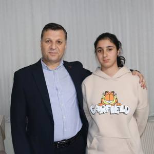 Ecrin Benlioğlu'nu 2024-2025 Eğitim ve Öğretim Yılı Okul Sporlarındaki Başarısından Dolayı Tebrik Ediyoruz. - fotoğraf 1