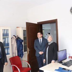İl Müdürümüz Abdurrahman Bilgiç Çalışma Arkadaşlarımızın Bayramlarını Kutladı. - fotoğraf 2