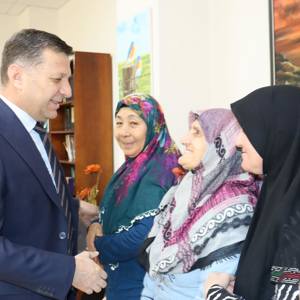 Valimiz Sayın Mustafa Yavuz ve Eşi Süreyya Yavuz Hanımefendi'den Anlamlı Ziyaret. - fotoğraf 2