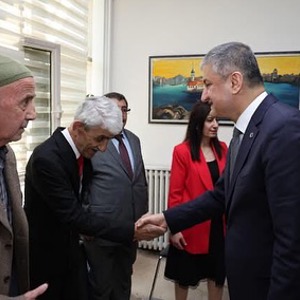 Valimiz Sayın Mustafa Yavuz ve Eşi Süreyya Yavuz Hanımefendi'den Anlamlı Ziyaret. - fotoğraf 5
