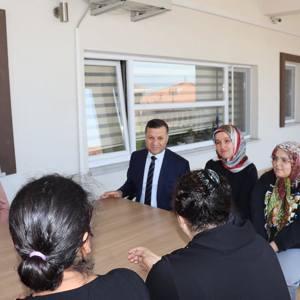 İl Müdürümüz Abdurrahman Bilgiç Ve Eşi Nurhan Bilgiç'den Anlamlı Ziyaret. - fotoğraf 3