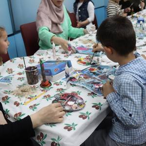 Safranbolu Gençlik Merkezi'nde Anne Ve Çocuklarımıza Yönelik "Mum Yapımı Atölyesi" Etkinliği Gerçekleştirildi. - fotoğraf 3